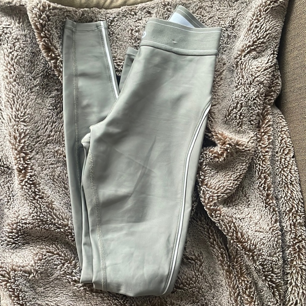 ALO YOGA limited edition sterling airlift highwaist suit up leggings size xxs!